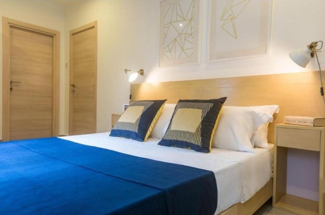 The Gallery Luxury Suites Cpg Іст-Легон Екстер'єр фото