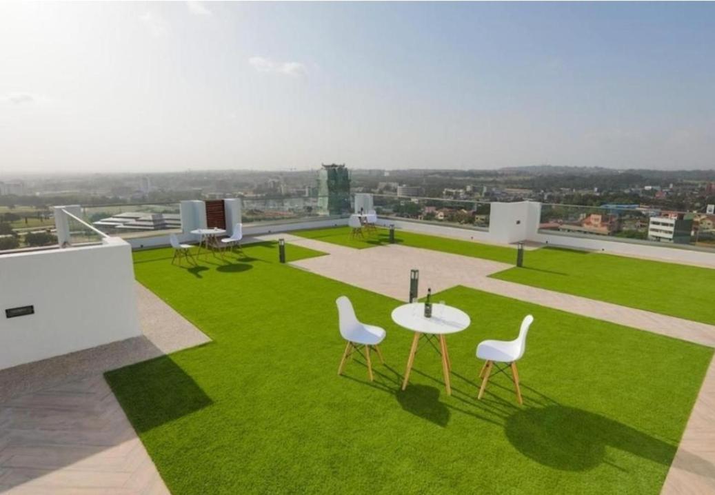 The Gallery Luxury Suites Cpg Іст-Легон Екстер'єр фото